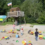 Ferienbauernhof Liesenberg Bauernhauswohnung Landlust * Fehmarn