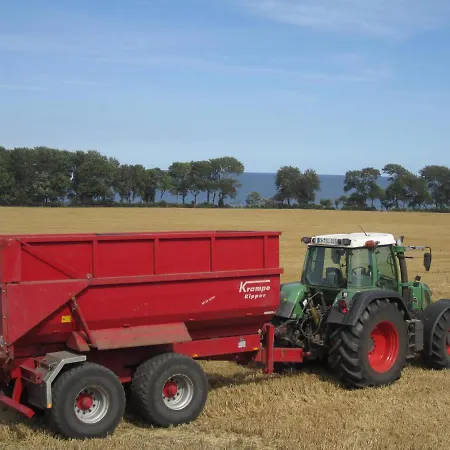 Ferienbauernhof Liesenberg Bauernhauswohnung Landlust Apartament Fehmarn